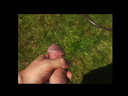 ❤️ Hot hottie får den rosa fitten hennes knullet og kommer med en sprut i en sommerhage ️ Hard porno på porno no.ergoupa.top ❌